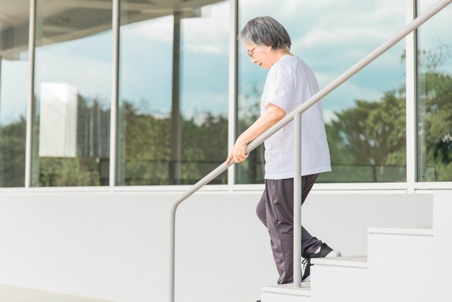 【熊本市北区】なぜ骨粗鬆症になるの？加齢や生活習慣との関係をわかりやすく解説
